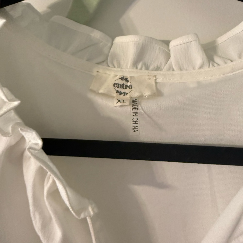 Entro White Ruffle Sleeve Dress - Picture 2 of 3